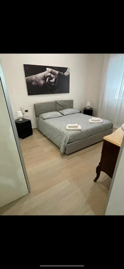 Casa Vacanza Pucchiell Apartment Napoli Bagian luar foto